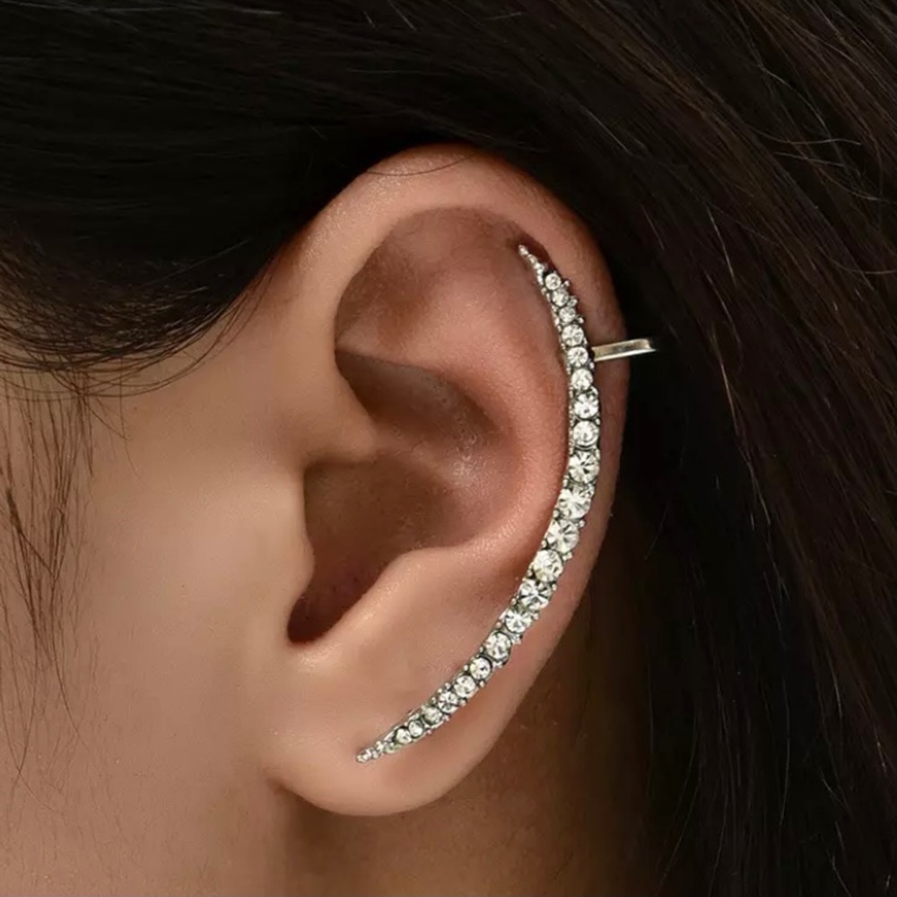 NEW Silver Stud Crystal Ear Crawler Cuff 1 Piece
